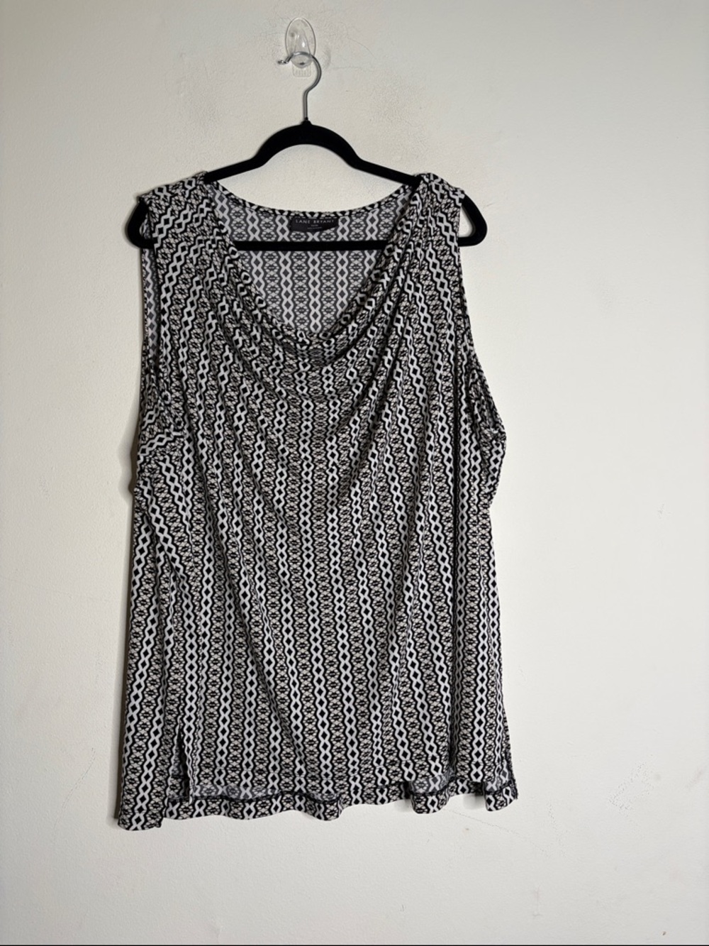 Lane Bryant Black & White Geometric Cowl-Neck Tank